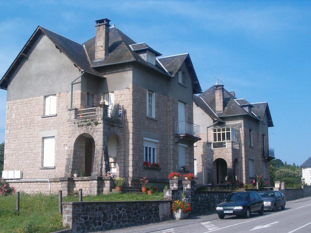 Égletons Vacanceole - Residence Le Domaine Du Bosquet מראה חיצוני תמונה