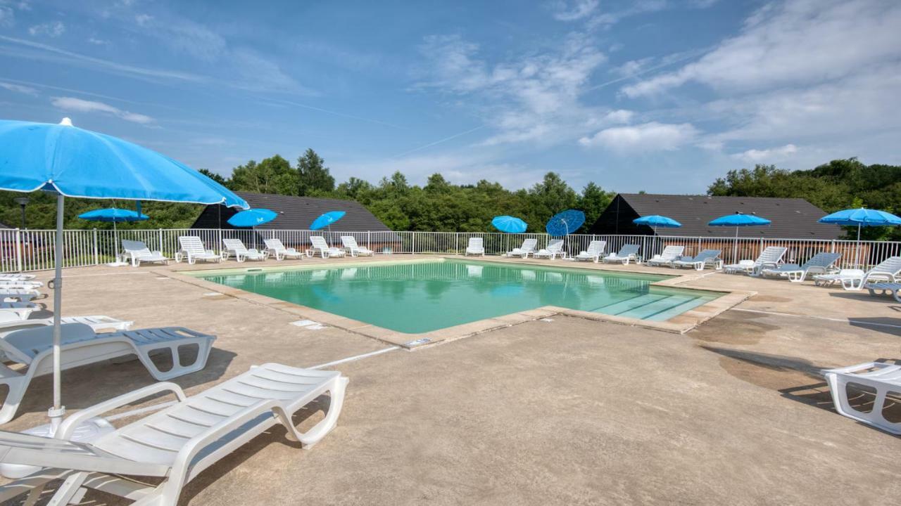 Égletons Vacanceole - Residence Le Domaine Du Bosquet מראה חיצוני תמונה